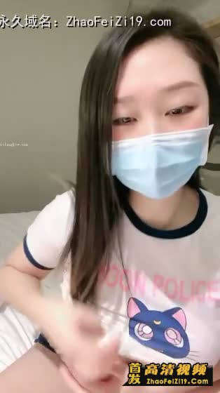 【极品爆乳蜜汁大鲍鱼】极品巨乳好妹纸的钟情诱惑《蜜汁大鲍鱼》白嫩大爆乳软软的弹性十足适合乳交啪啪操