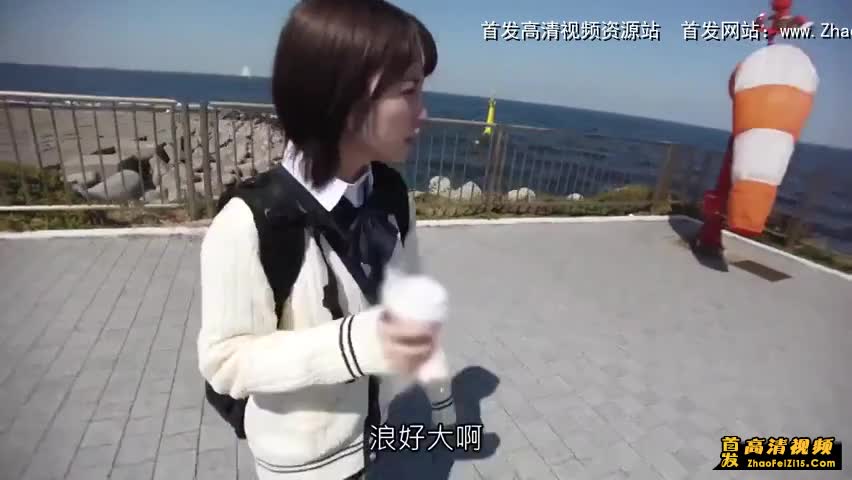 和喜欢接吻的女孩在郊外爱情旅店番号NNPJ-455-（少女）